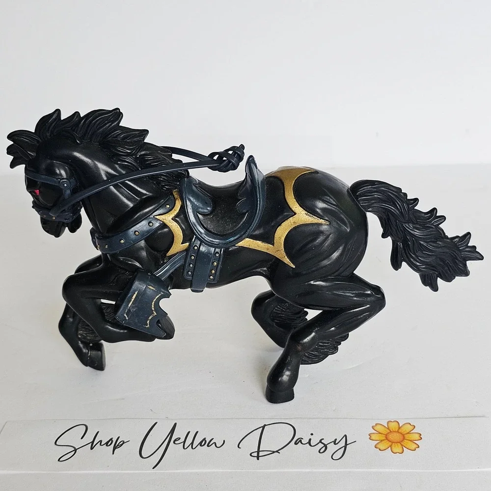 Vintage Batman Dark Knight Bat-Horse Stallion Action Figure Accessory Black Gold